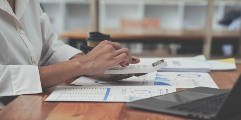 The Benefits of Outsourcing Facility Management to Professionals