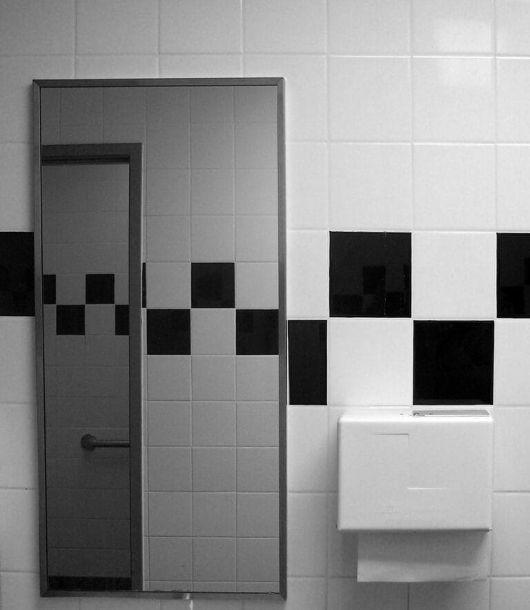 High-Volume Restroom Maintenance Tips for Central Valley Distribution Centers 